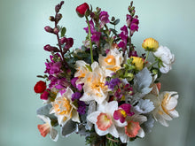 Load image into Gallery viewer, Early Blooms 4 Week CSA